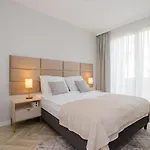 Holzera Prestige Apartment *