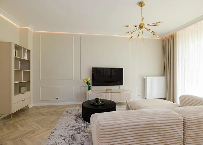 Holzera Prestige * ワルシャワ